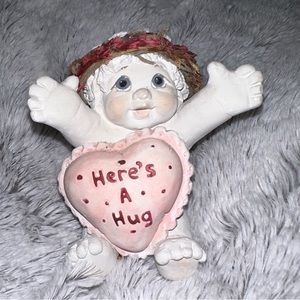 Dreamsicles Here’s a Hug Figurine